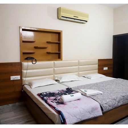 Rk Lodge Amritsar Exterior photo