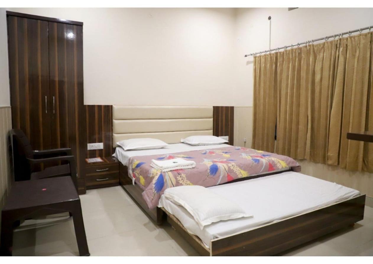 Rk Lodge Amritsar Exterior photo